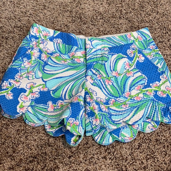 Lilly Pulitzer Pants - NWOT Lilly Pulitzer Buttercup Short